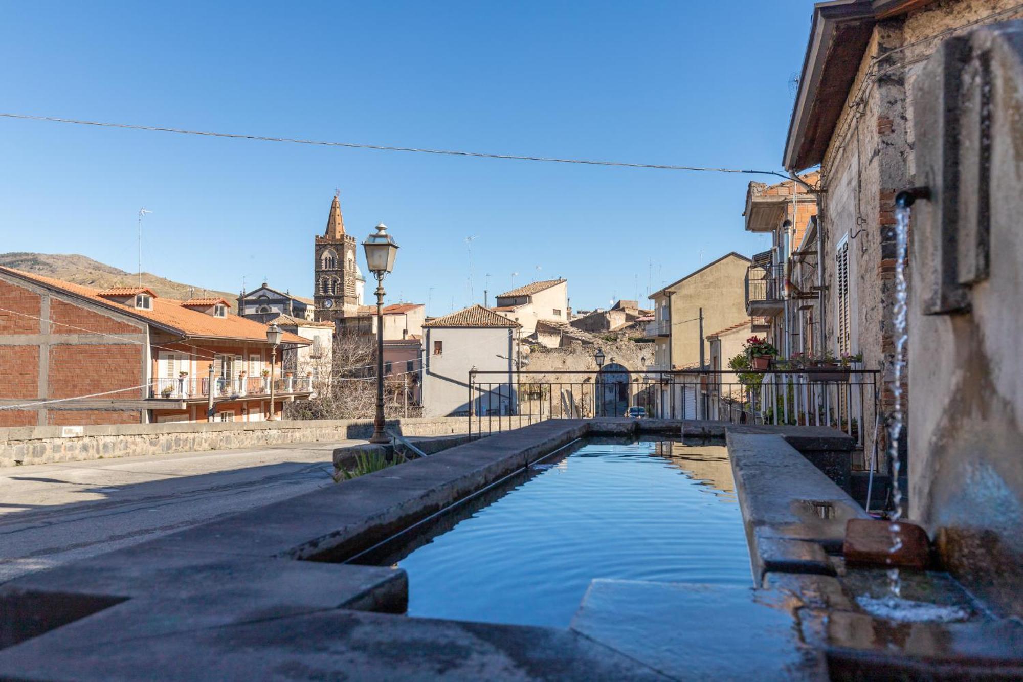 Casa Ai Cappuccini Lägenhet Randazzo Exteriör bild